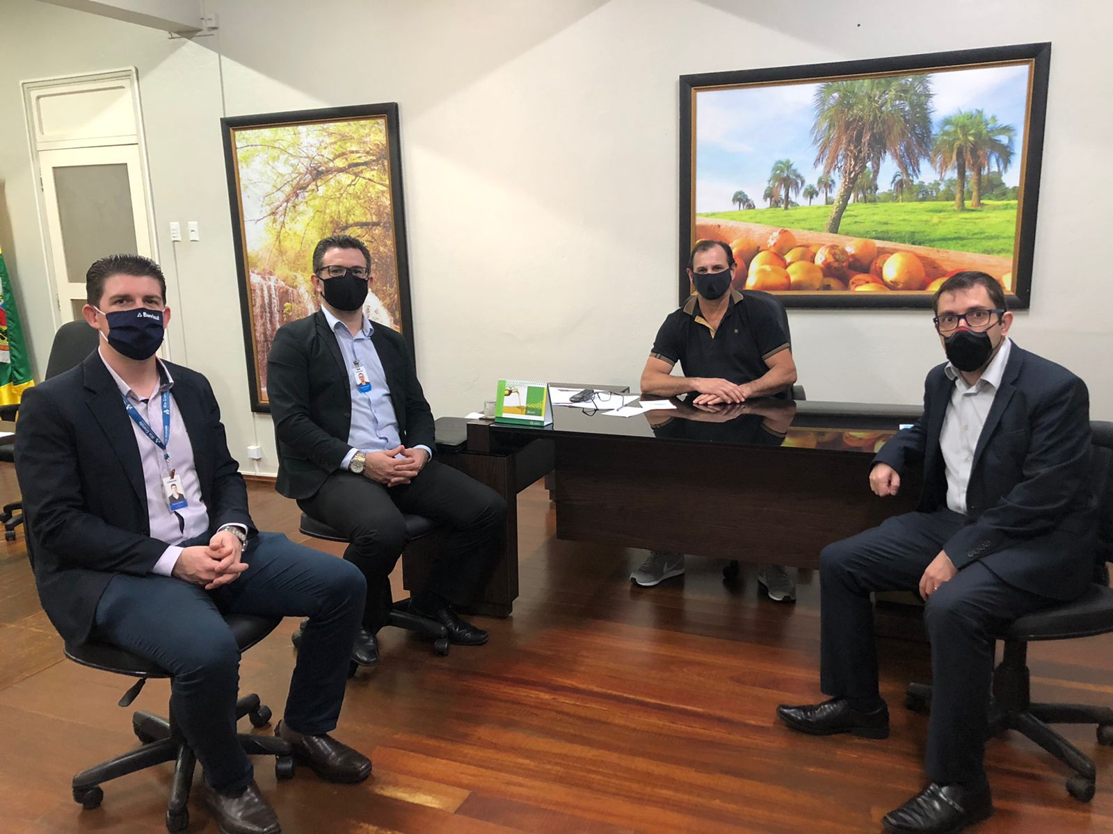 Executivo Municipal recebe visita cortesia da Superintendência Noroeste do Banrisul